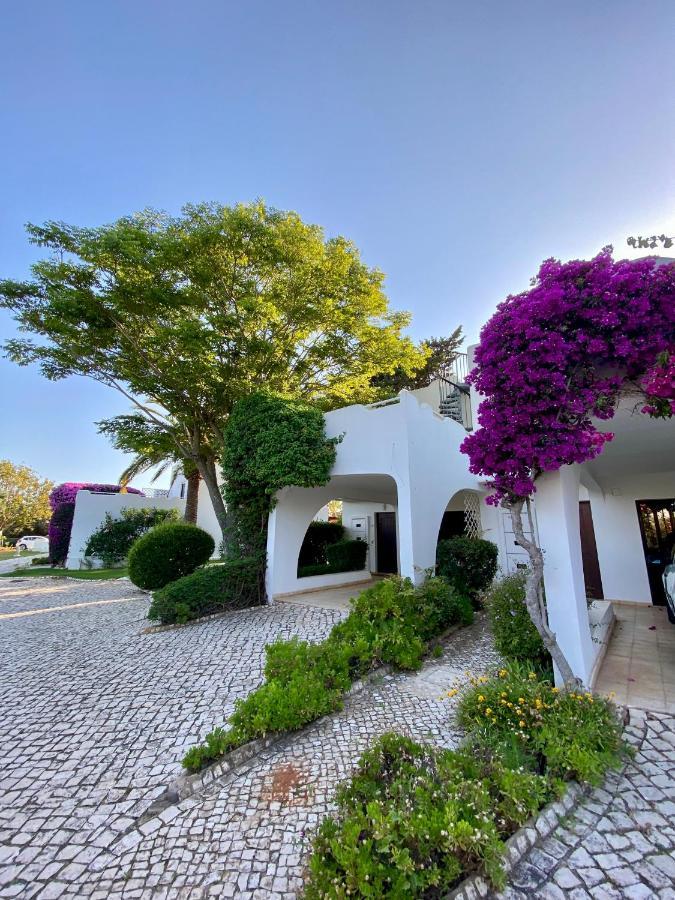 Beautiful Villa With Terrace & Garden Ferragudo  Eksteriør billede