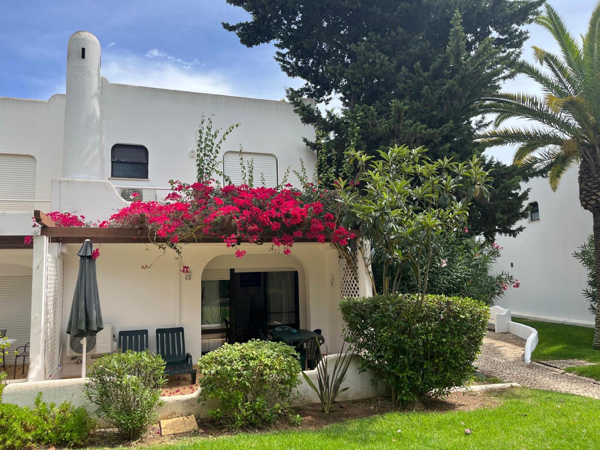 Beautiful Villa With Terrace & Garden Ferragudo  Eksteriør billede